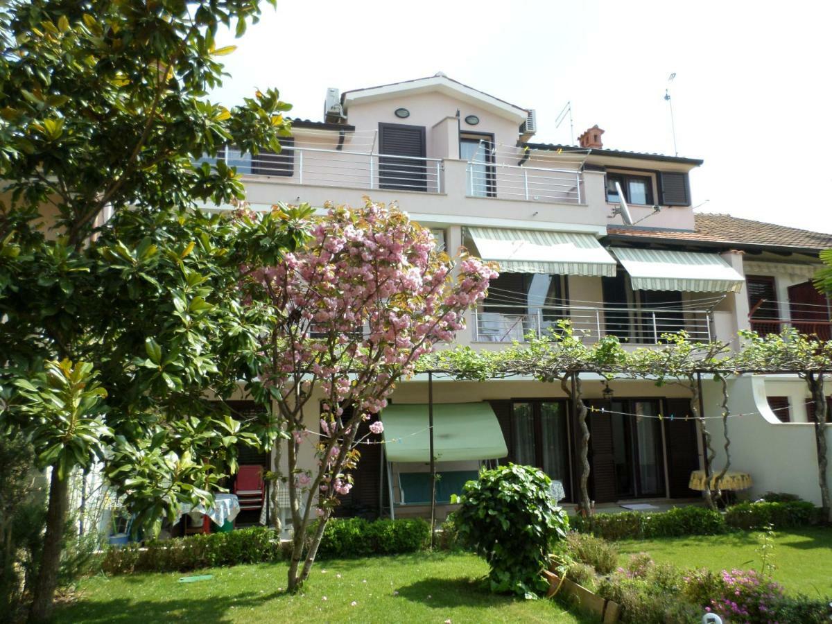 Kamelija Apartment Rovinj Exterior photo