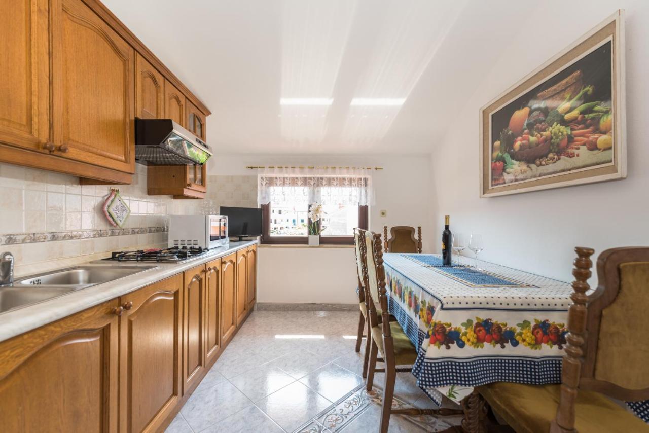 Kamelija Apartment Rovinj Exterior photo